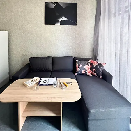 Flower House 6 Apartamento *